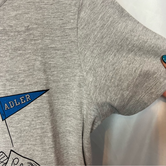 To All the Boys I've Loved Before Icons Women's T-Shirt, size Large NWT - Picture 4 of 6